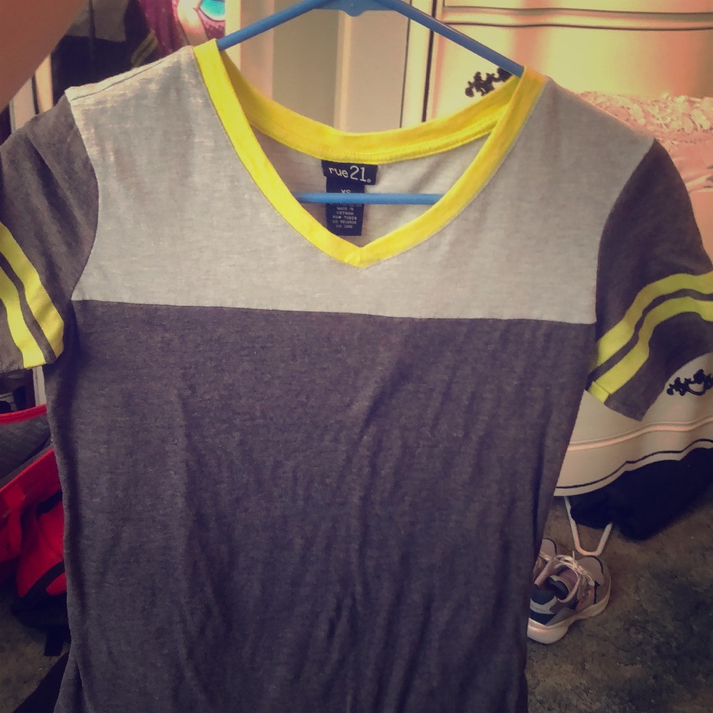 Short sleeve tshirt